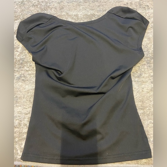 Backless Top - Picture 2 of 2